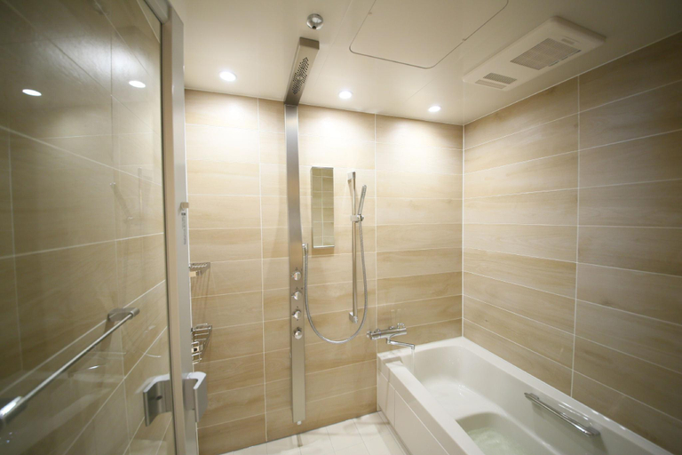 Bathroom 7