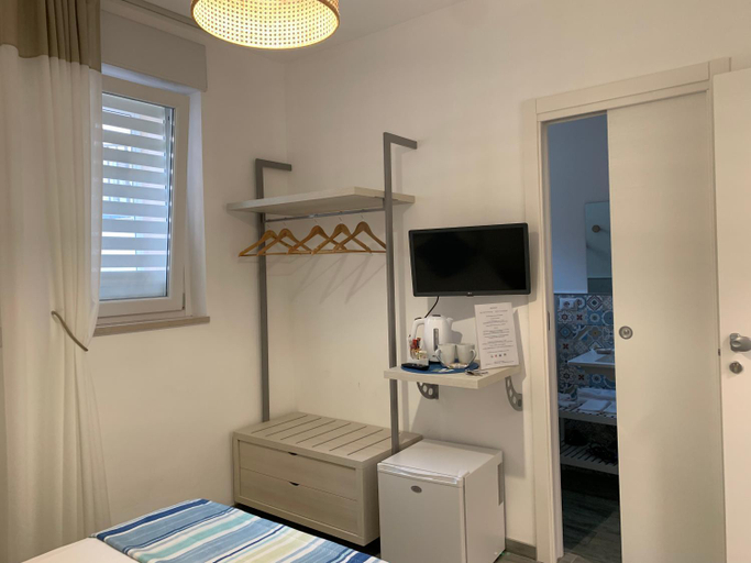 Bedroom 2, Dimora del Corso - Rooms, Foggia