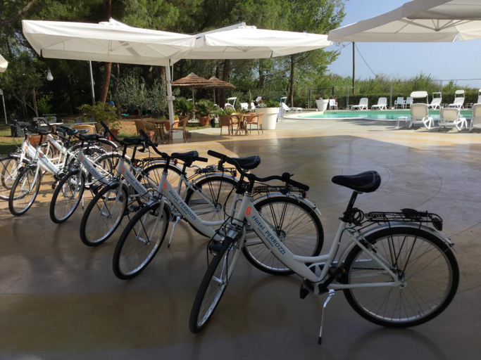 Others 5, Hotel Perrozzi, Chieti
