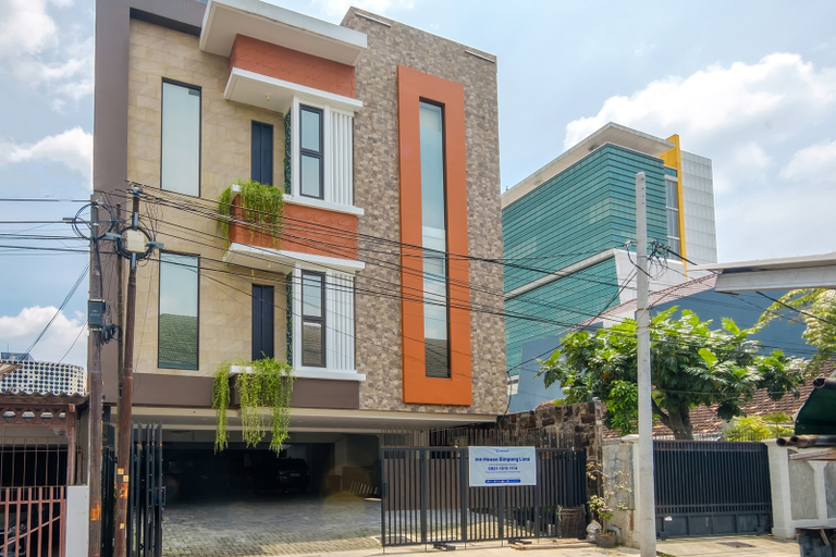 INNCA Inn House Simpang lima, Semarang, Semarang