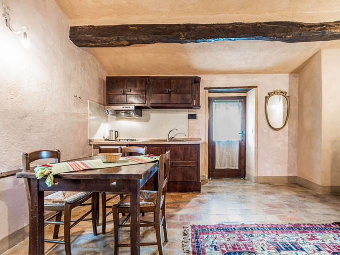 Others 4, Captivating Apartment in Assisi With Swimming Pool, Perugia