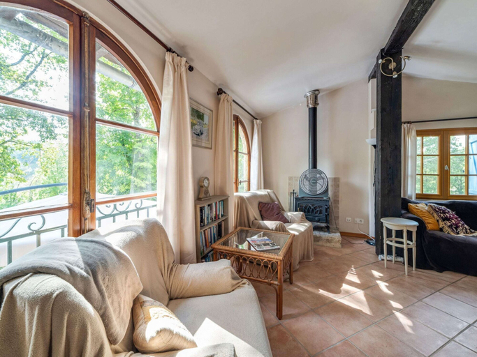 Living room 3, Pleasant Holiday Home in Touffailles With Sauna, Tarn-et-Garonne