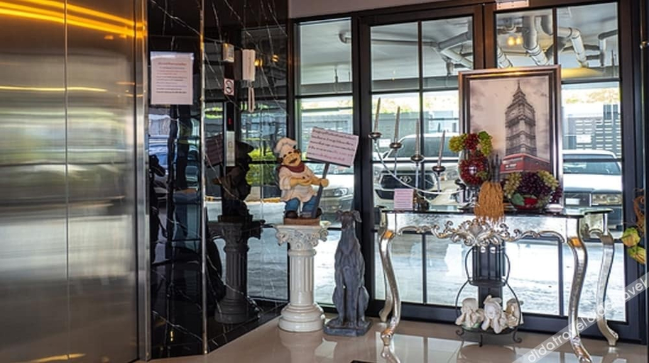 Food & Drinks, The Diamond 789 Minburee, Min Buri
