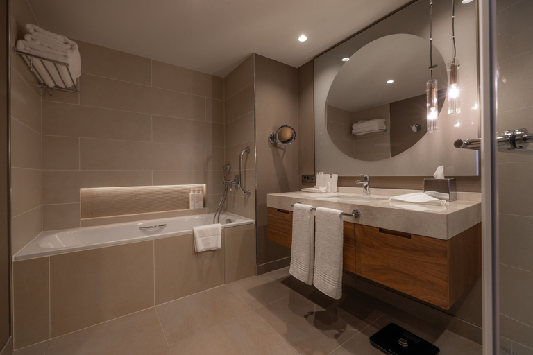 Bathroom 5, Cappadocia Marriott Hotel, Nevşehir