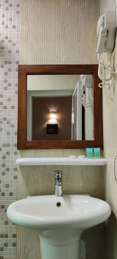 Bathroom, Smiles Stone Town Hotel, Mjini