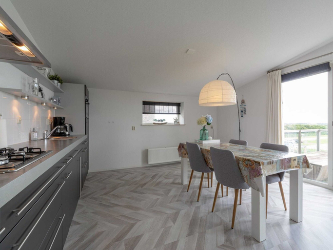 Dining 3, Fantastic Apartment Seaside With Terrace, Zijpe