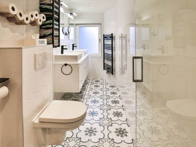 Bathroom 4, Fantastic luxury vacation home and next to the Wadden Sea, Dongeradeel