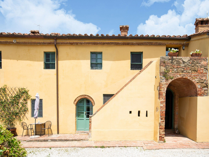 Exterior & Views 2, Appealing Apartment in Collesalvetti With Garden, Livorno