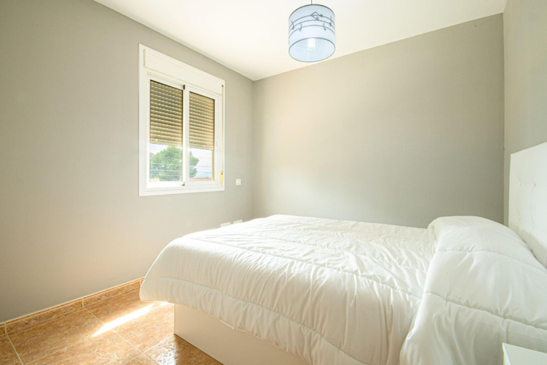 Bedroom 3, EL PINARET - Charming chalet next to the forest with free Wi-Fi, Tarragona