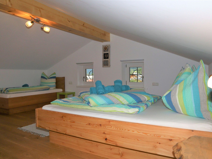 Bedroom 4, Apartment in Bramberg am Wildkogel With Parking Space, Zell am See