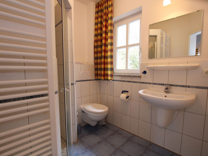Bathroom 5, Holiday Home in Wernigerode With a Shared Pool, Harz