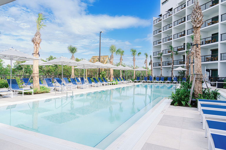 Sport & Beauty 3, The Perry Hotel Naples, Collier