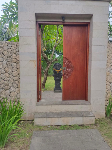 Others 5, Dharmatria Villa, Badung