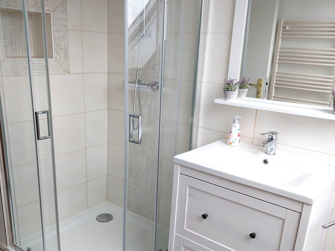 Bathroom 3, Holiday Home in Idyllic Ziesar Near the Natuurpark, Potsdam-Mittelmark