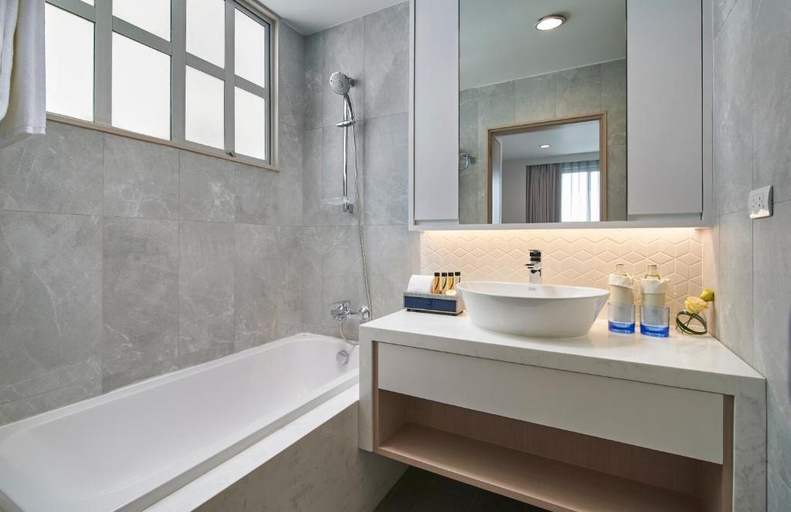Bathroom 8