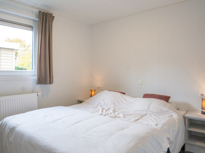 Bedroom, Dreamy Chalet With a Covered Terrace, Close to Nature, Wierden
