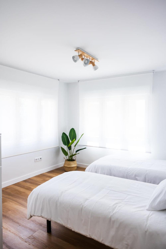 Bedroom 1, Nuevo apartamento entre 2 playas con garaje, terraza, wifi, Asturias