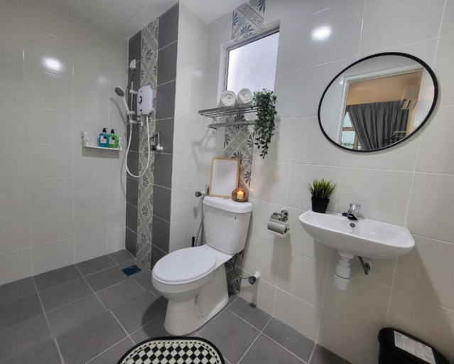 Bathroom 3