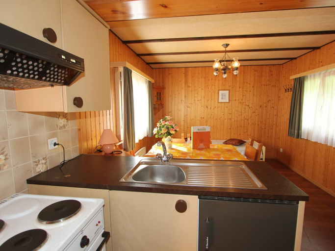 Others 3, Modern Chalet in Saas-balen With Garden, Visp