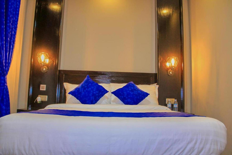 Bedroom 2, Golden Castle Hotel, Bugahya