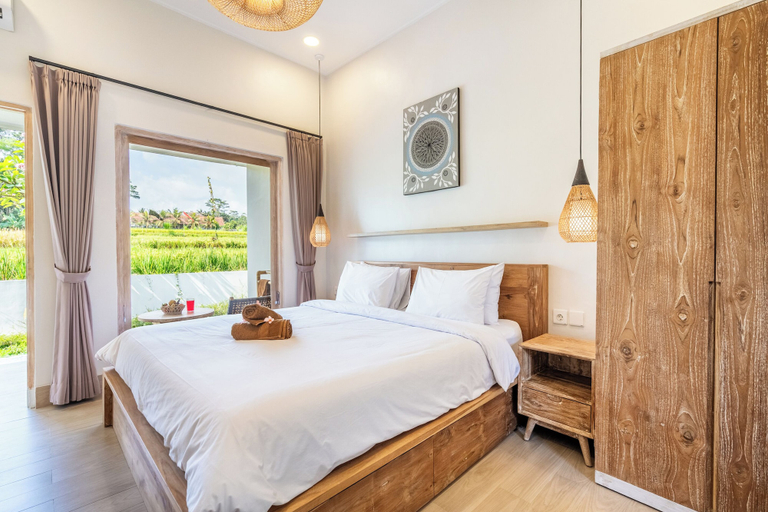 Bedroom 24