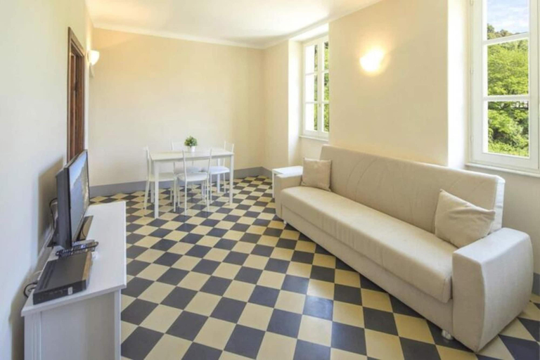 Living room 4, Apartment in Lerici With Garden, La Spezia