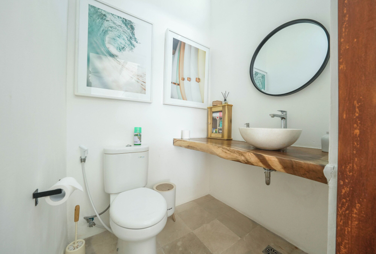 Bathroom, Villa Mateo Bingin, Badung