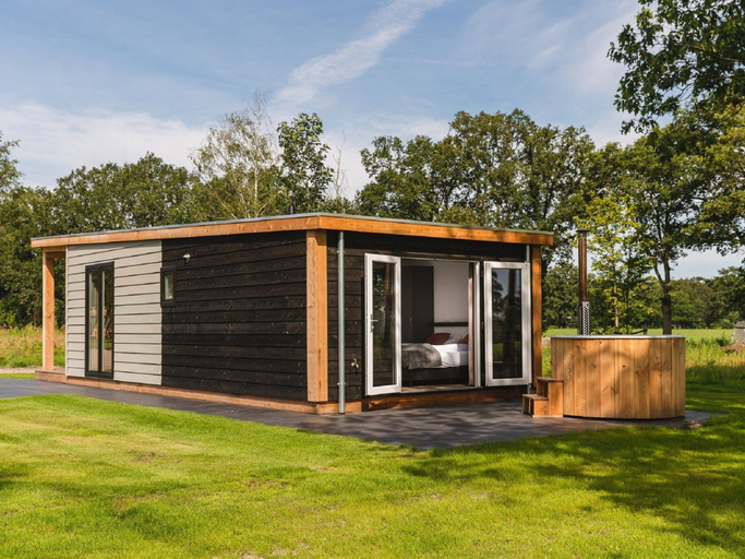 Others 4, Cozy Chalet With Garden, at the Edge of the Forest, Rijssen
