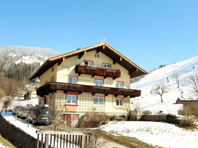 Exterior 5, Wonderful Apartment in Hopfgarten im Brixental With Parking, Kitzbühel