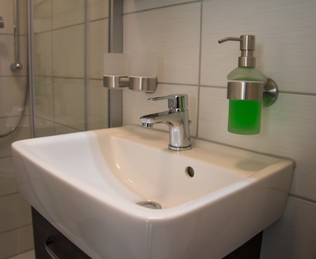 Bathroom 5, Regiohotel Wolmirstedter Hof Wolmirstedt, Börde