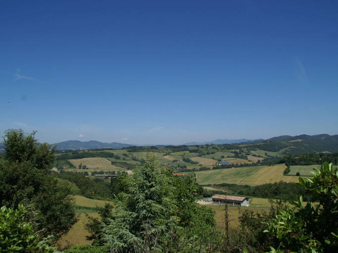 Others 2, Nice apartment with pool and beautiful garden, Perugia