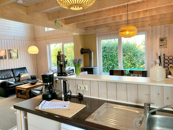 Private kitchen 2, Lovely Holiday Home in Dummer Near Lake, Ludwigslust-Parchim
