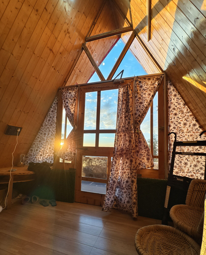 Others 5, Eva Cabins, Chamba