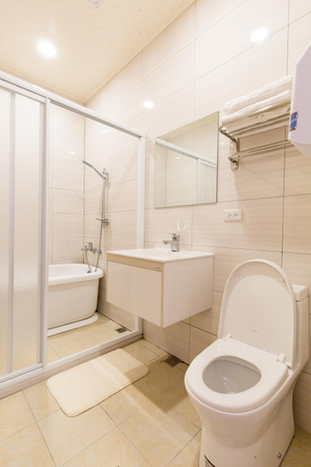Bathroom 8