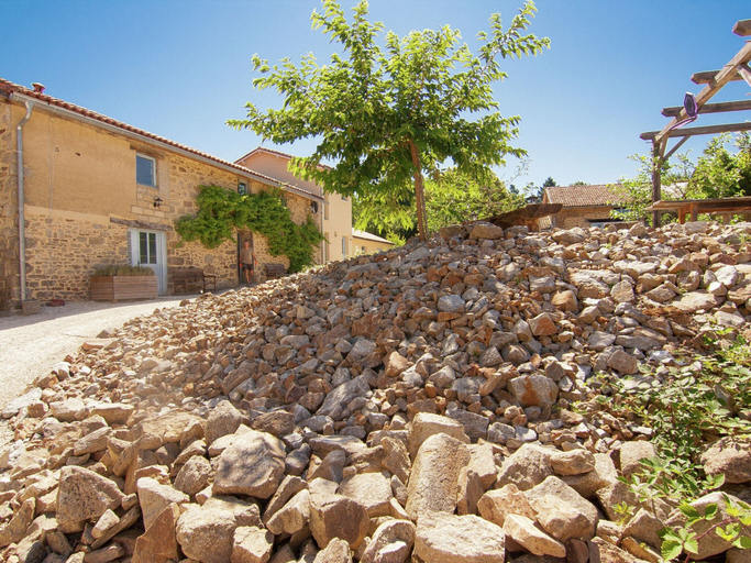 Exterior & Views 2, Comfortable and Cozy Cottage With Large Terrace, Haute-Vienne