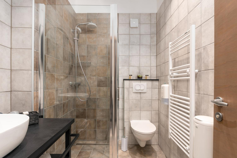 Shower, Exclusive Rooms in Casa Manzolin, Poreč