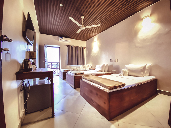 Bedroom 2, Smiles Stone Town Hotel, Mjini