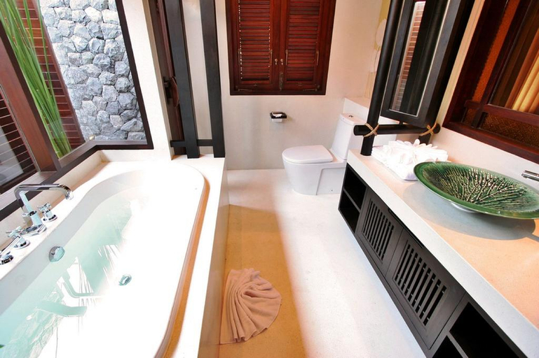 Bathroom 5, Bhundhari Resort And Spa, Ko Samui