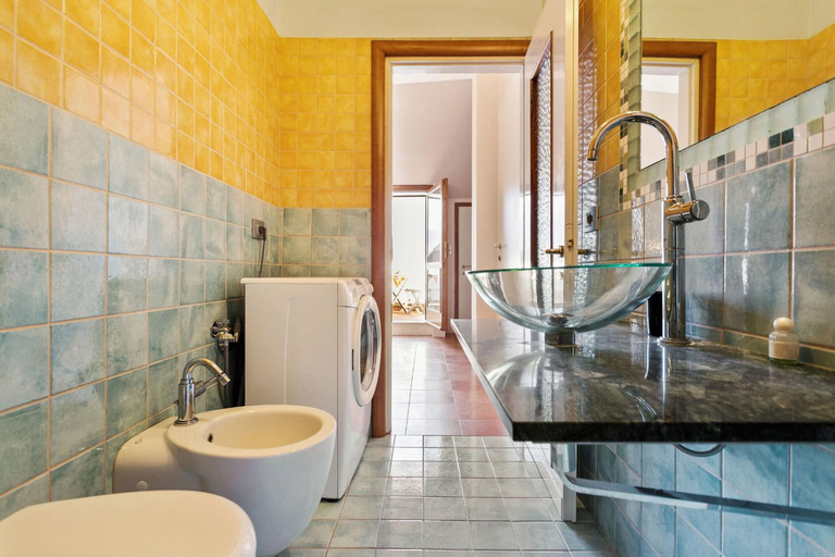 Bathroom 2, Bellano Lake View by Halldis, Lecco