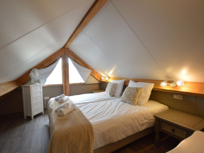 Bedroom 3, Modern & Garden-view Holiday Home in Alphen, Alphen-Chaam