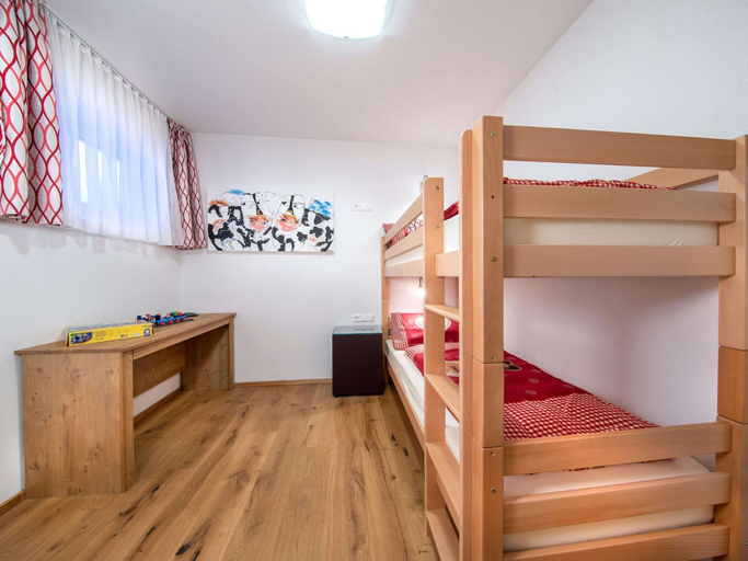 Bedroom 3, Apartment in Neukirchen by Wildkogelbahn, Zell am See