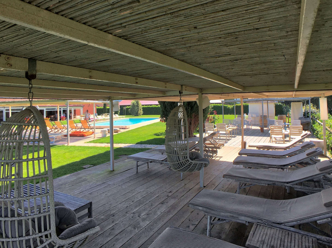 Food & Drinks 5, Resort With Pool, Wellness Area and air Conditioning, Grosseto