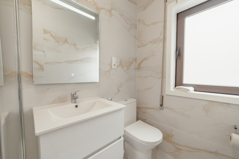 Room 3, Summer Flat by Vacationy, Espinho