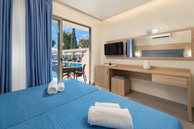 Bedroom 3, Marathon, South Aegean