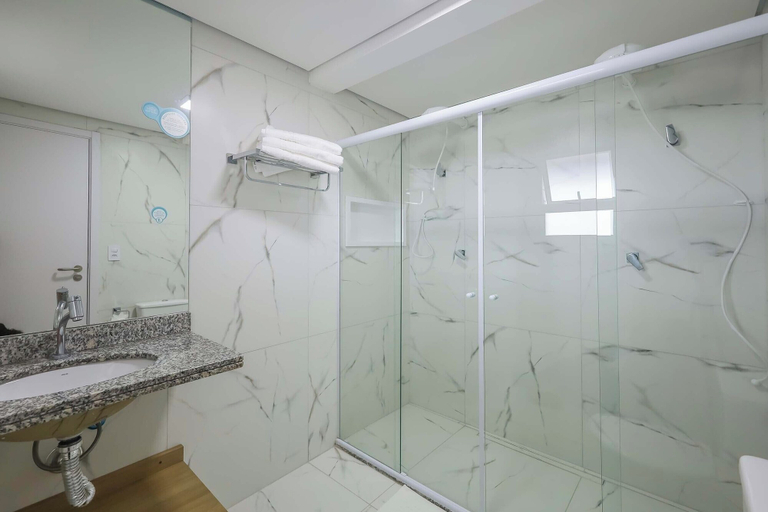Bathroom 3, Tri Hotel Praia Grande, Mongaguá