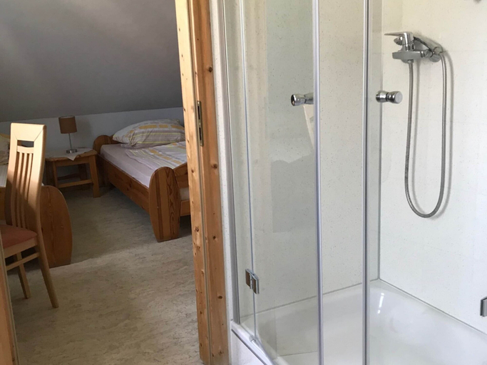 Others 5, Large Detached Holiday Home in Hesse With Private Garden and Terrace, Schwalm-Eder-Kreis