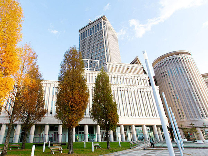 Exterior 1