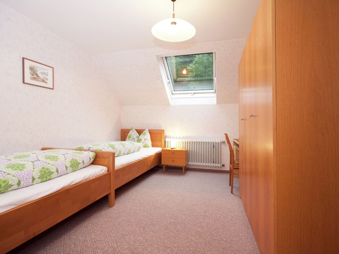 Bedroom 2, Modern Apartment in Bad Peterstal-griesbach With Vineyards, Ortenaukreis