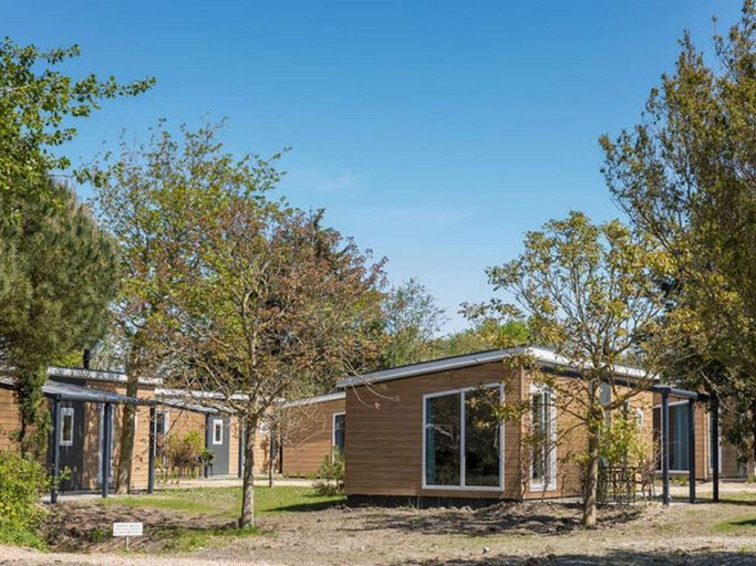 Others 5, Cozy Chalet in Vrouwenpolder With Garden, Veere
