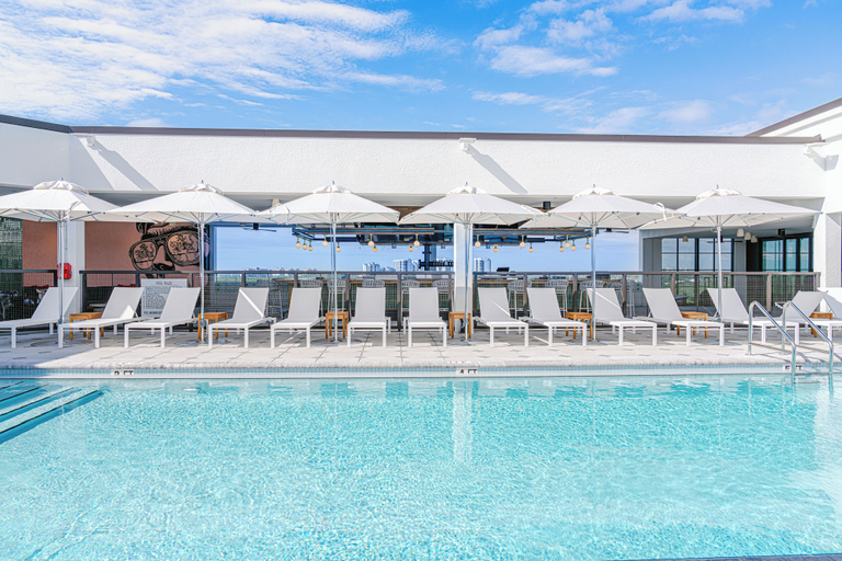 Sport & Beauty 3, The Perry Hotel Naples, Collier